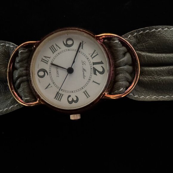Le Montre Quartz Watch with Green Band-vintage - Picture 10 of 12
